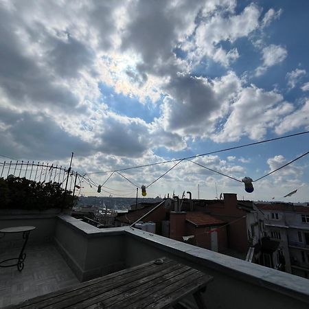 Ganbaru Tours - Flats In Galata Lägenhet Istanbul Exteriör bild