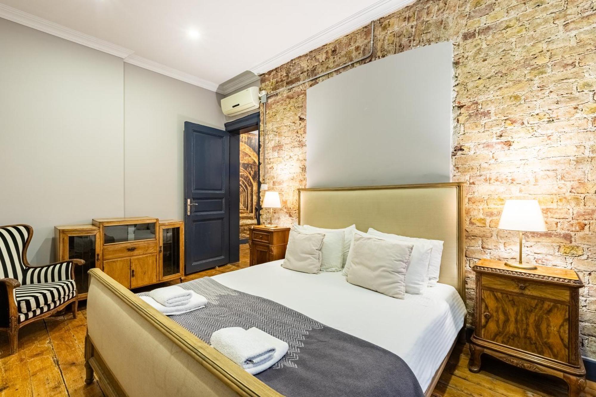 Ganbaru Tours - Flats In Galata Lägenhet Istanbul Exteriör bild